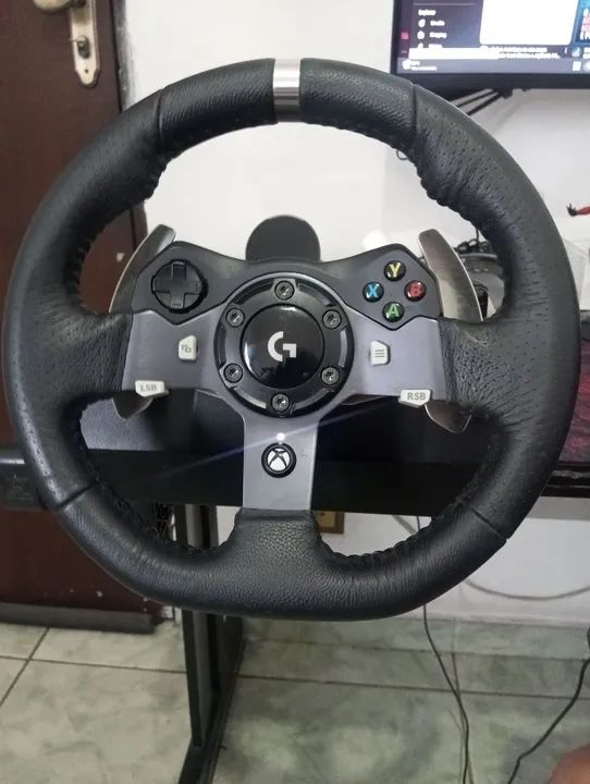 Volante Logitech G920 para Xbox e PC