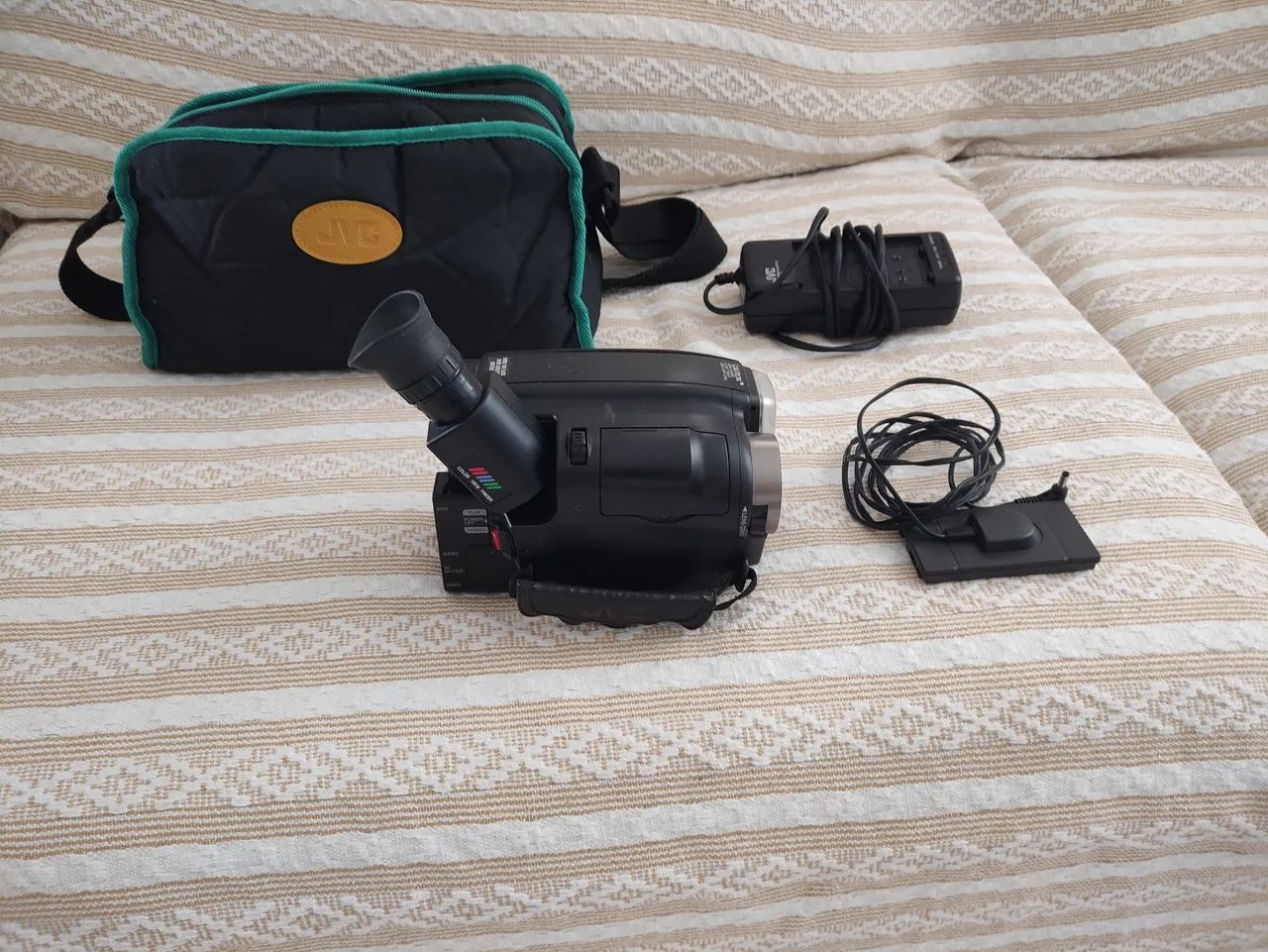 JVC CAMCORDER64520774766723123