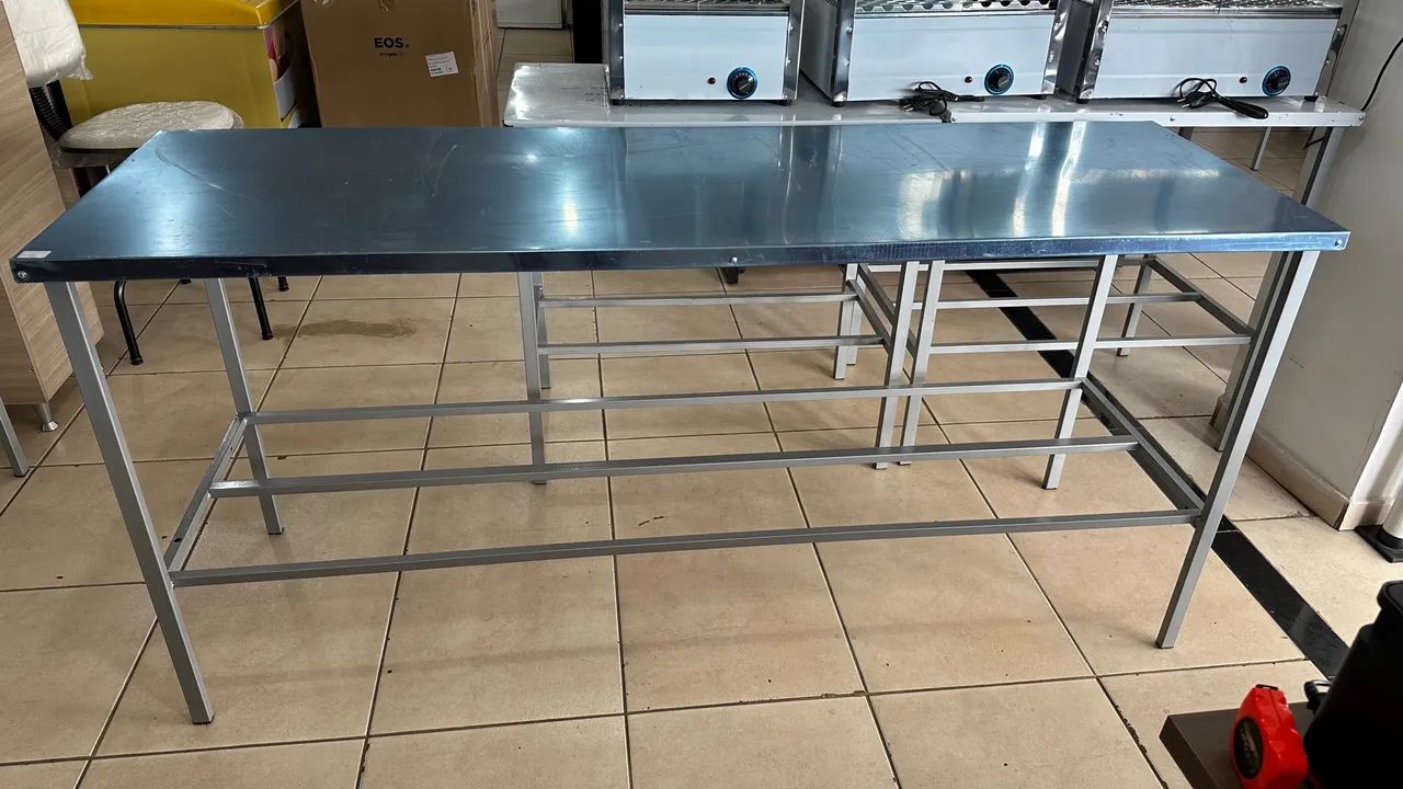 Mesa com tampo inox 1.90x0.60