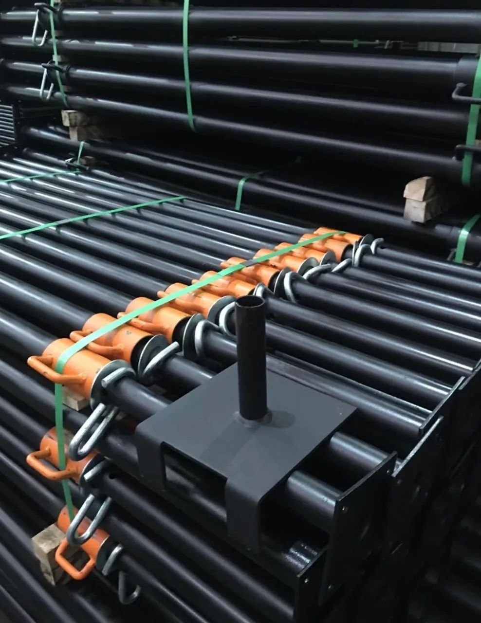 ESCORA METÁLICA  - Foto 4