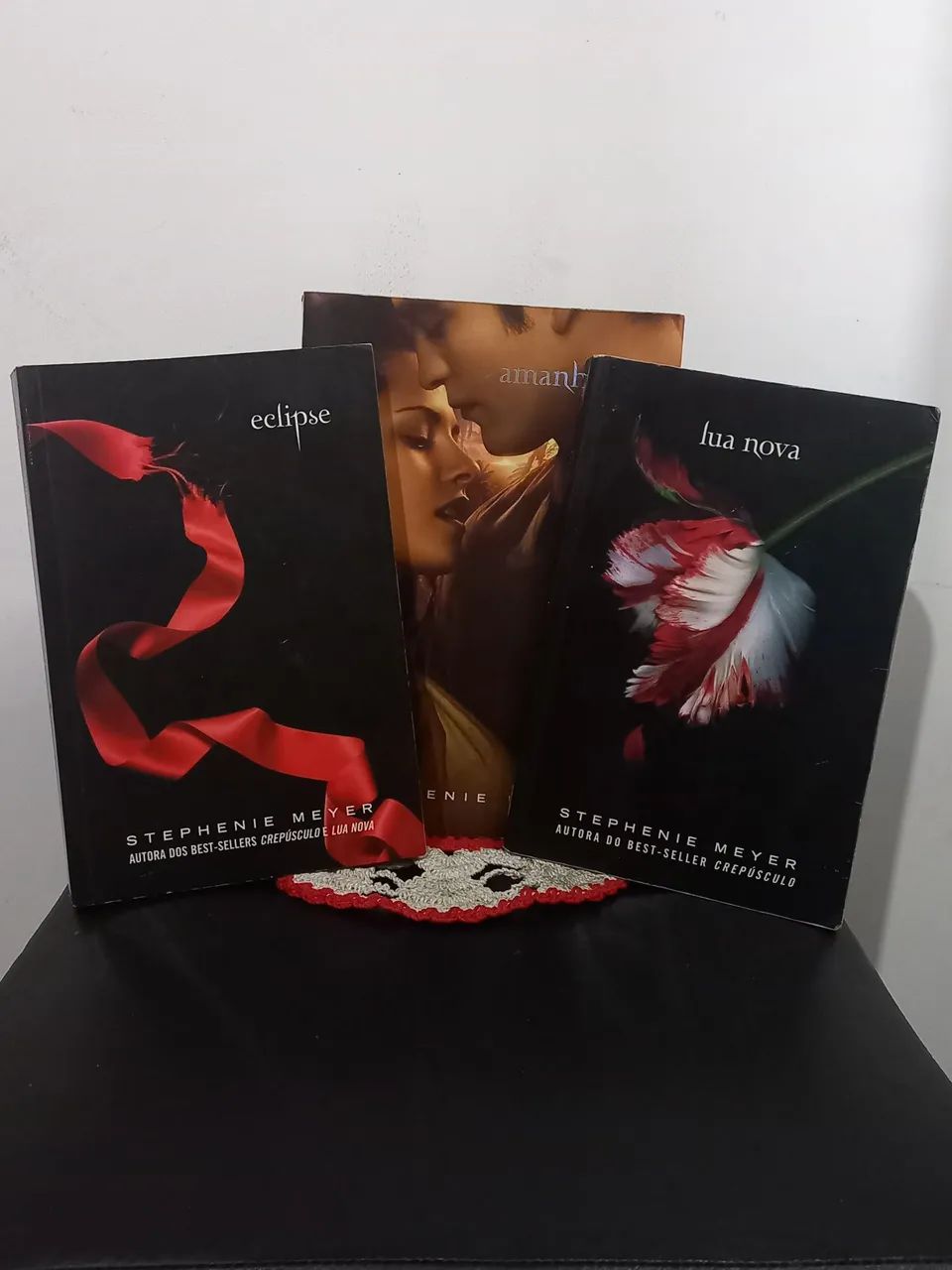 Saga Crepúsculo - Stephenie Meyer - Livros Usados - Foto 4