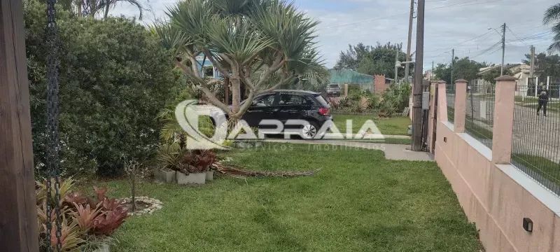 Casa Ampla em Dois Terrenos com Piscina e Anexo - Foto 3