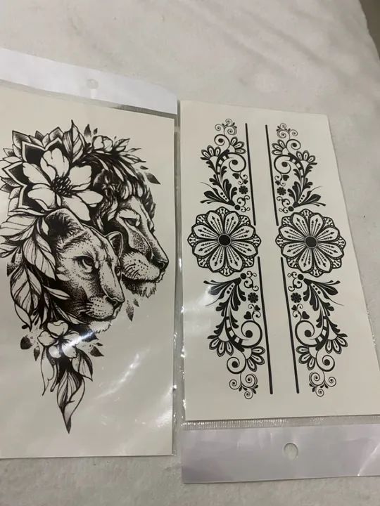 Tatuagens temporárias de leão e flores