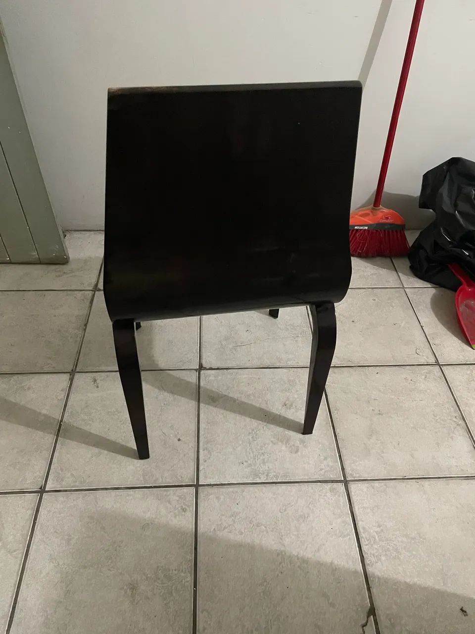 Cadeira de Madeira e Courino - Foto 3