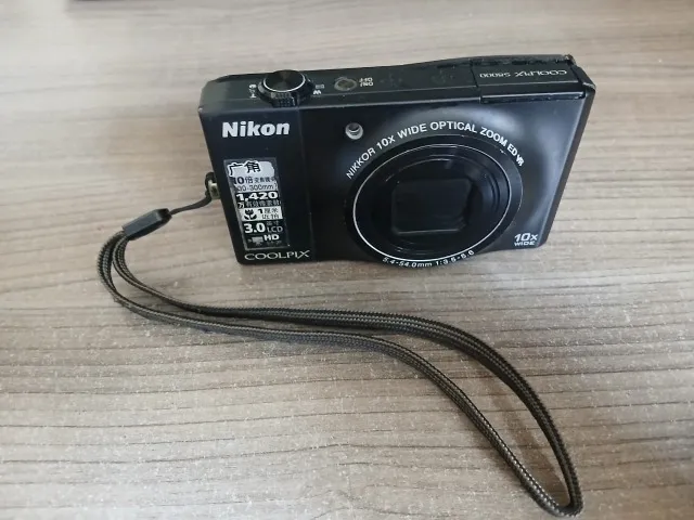 Câmera Nikon Coolpix L23 NA CAIXA COMPLETAMENTE NOVA - Câmeras e