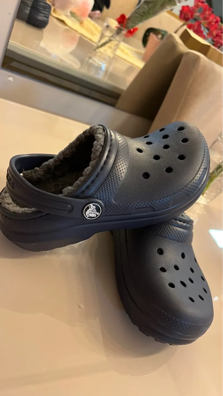 Crocs Comfort Azul Marinho com forro quentinho - TAM C11 (28/29)