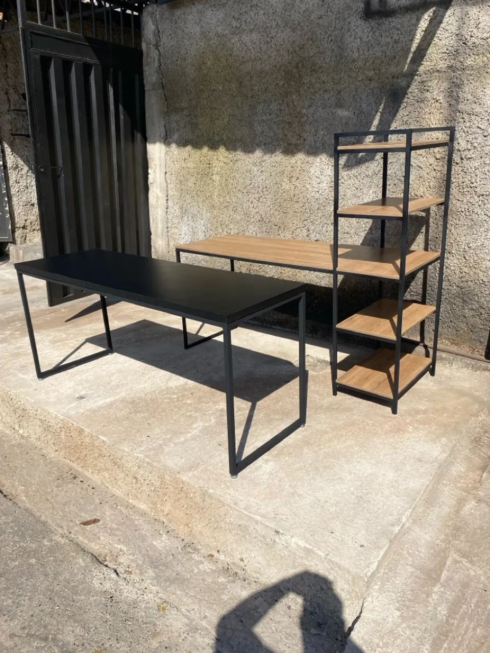 Conjunto de Mesa para Escritório com Estante - Foto 4