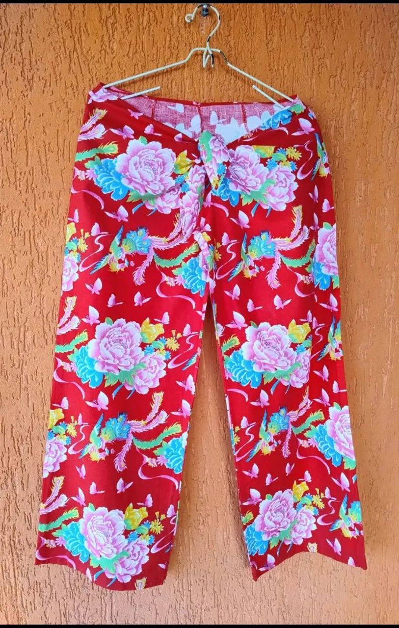 Calça Pantalona Floral Vermelha - Foto 2