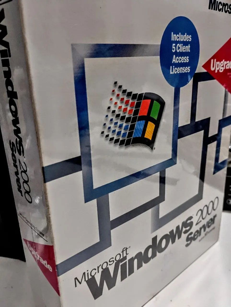 Windows 2000 Server, Caixa grande.64842043970947125