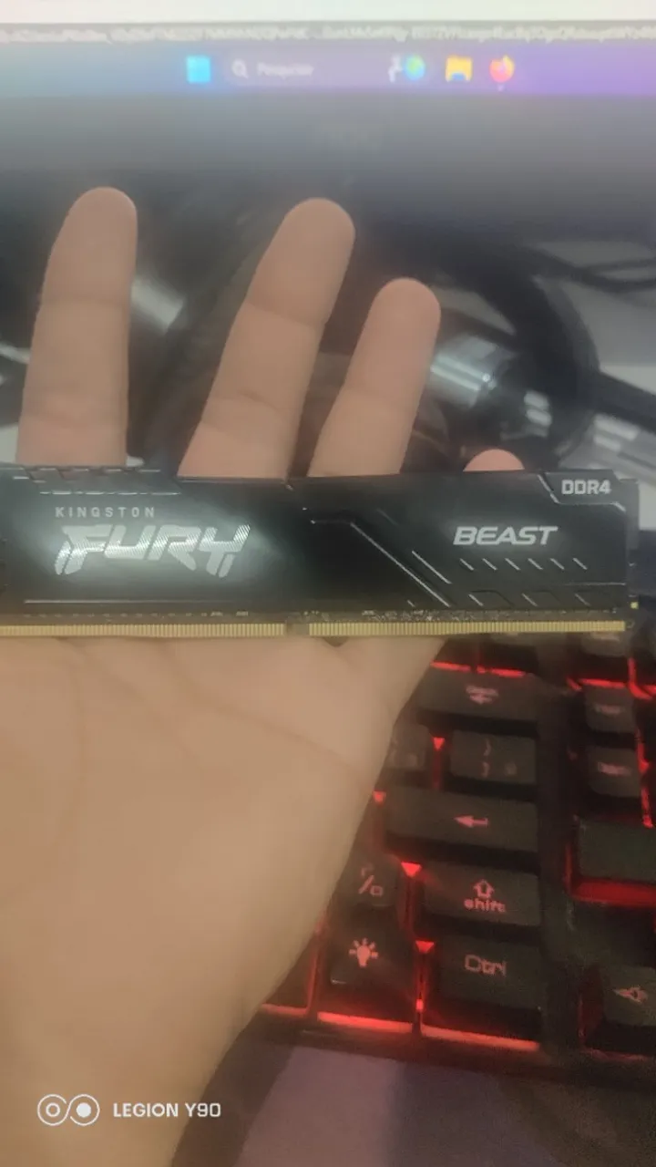 Memória DDR4 3200 Fury Beast 16GB