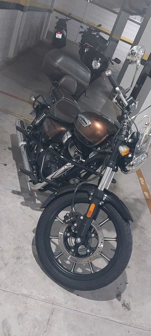 Royal Enfild Meteor 350 - Foto 5