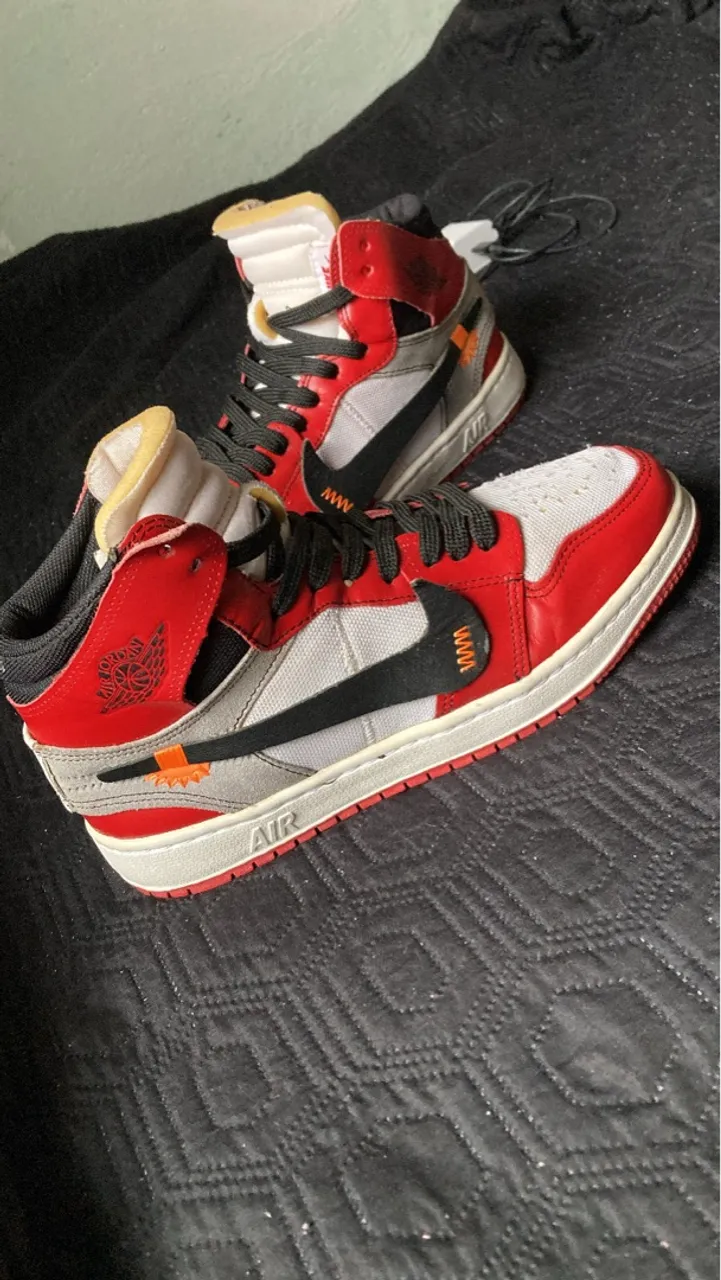 Air Jordan 1 Off-White Chicago