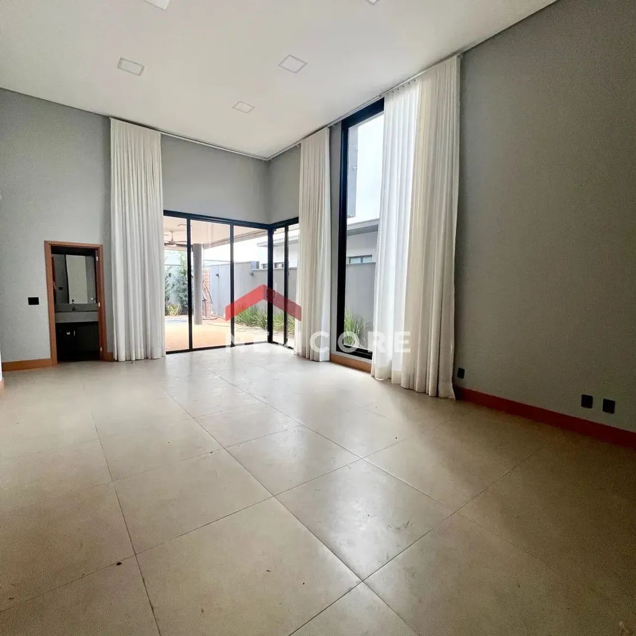 Casa de condomínio em Rodovia Engenheiro João Baptista Cabral Renno - Samambaia Parque Res - Foto 3