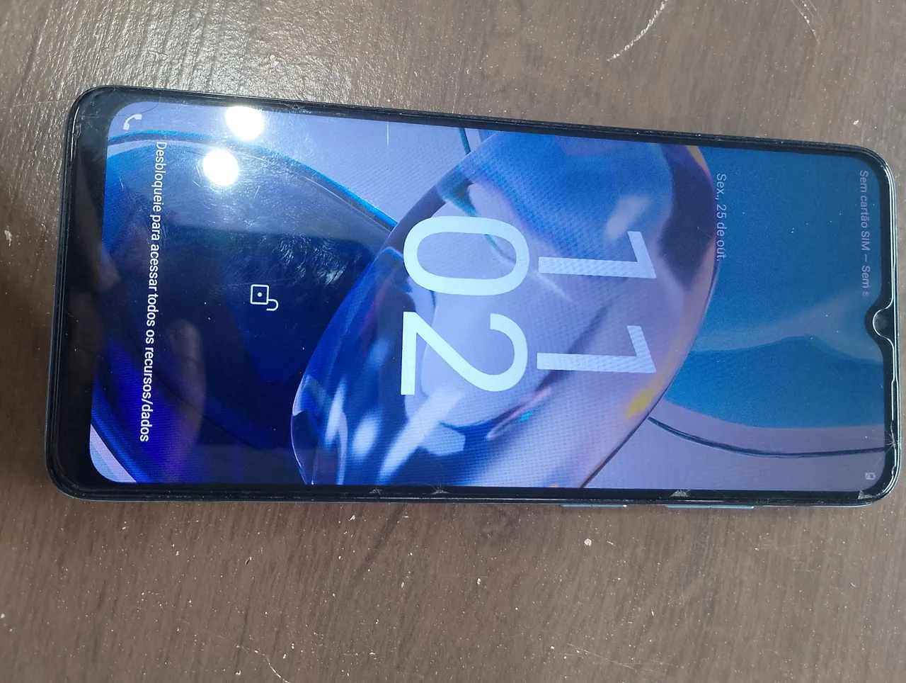 E22