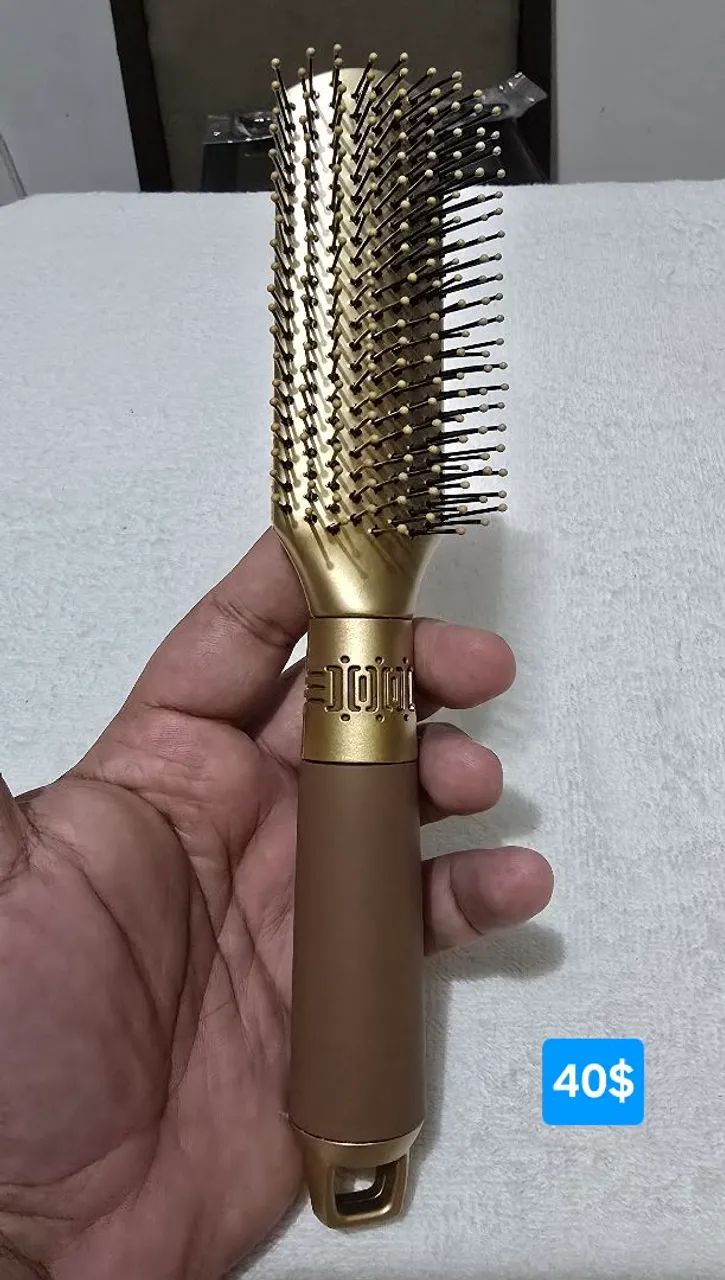Escova de cabelo da Caliyi 