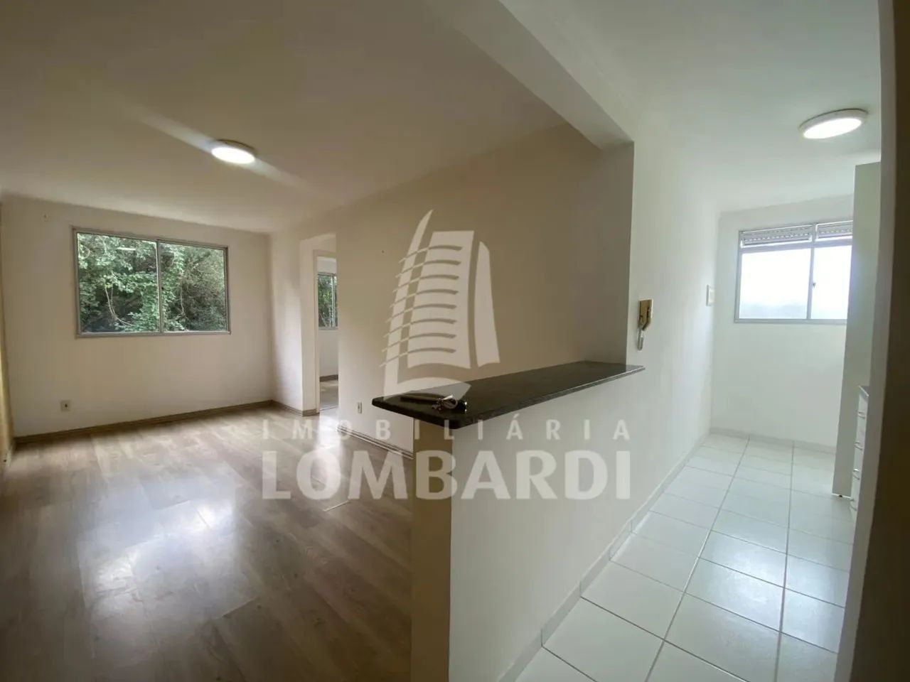 Apartamento com 2 quartos para alugar por R$ 1200.00, 54.00 m2 - UMBARA - CURITIBA/PR - Foto 2