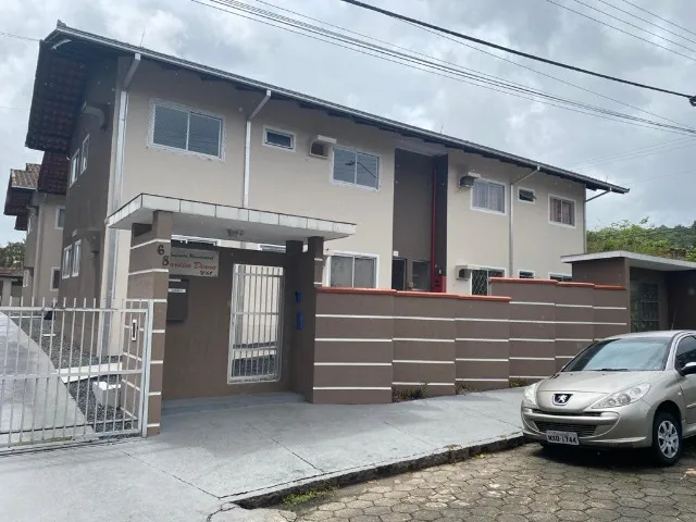 Locação apartamento 2 quartos bairro Glória