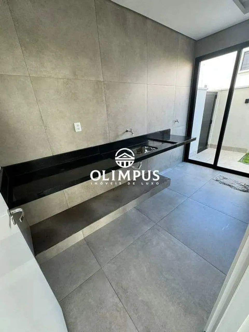 Casa Sobrado com Acabamento Impecável e Sustentabilidade no Condomínio Alphaville - Foto 5