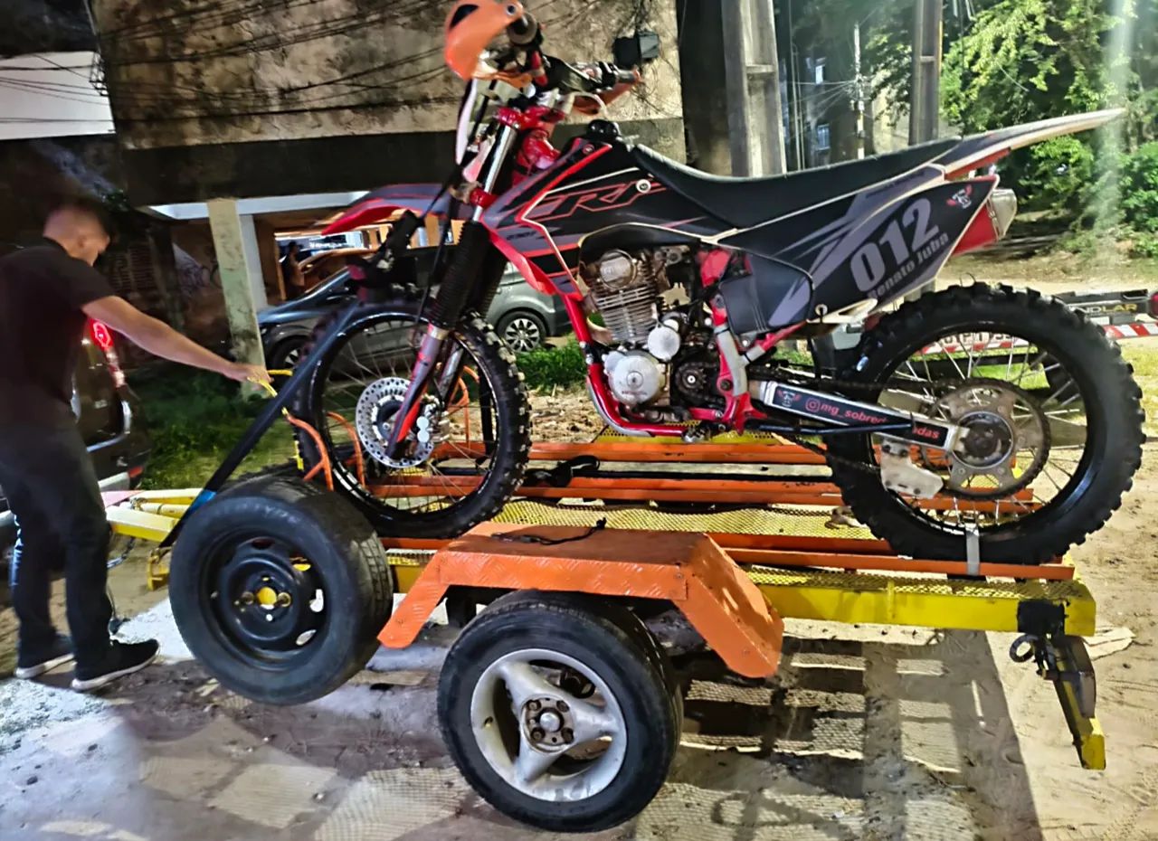 Vendo CRF 230 para pessoas exigentes 