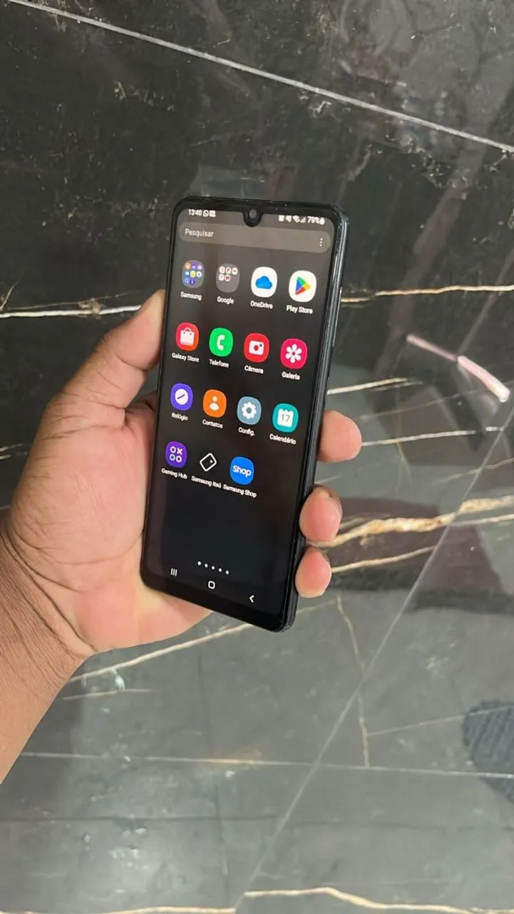 Samsung A31