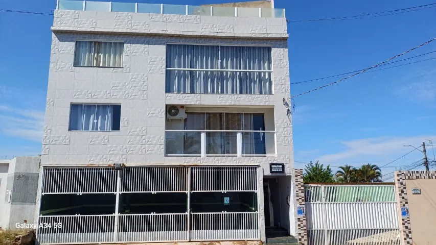 Aluga-SE Apartamento com 2 quartos Riacho Fundo I( Fazendinha/DF)