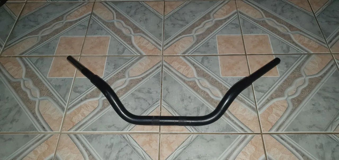 Guidão para Moto - Preto
