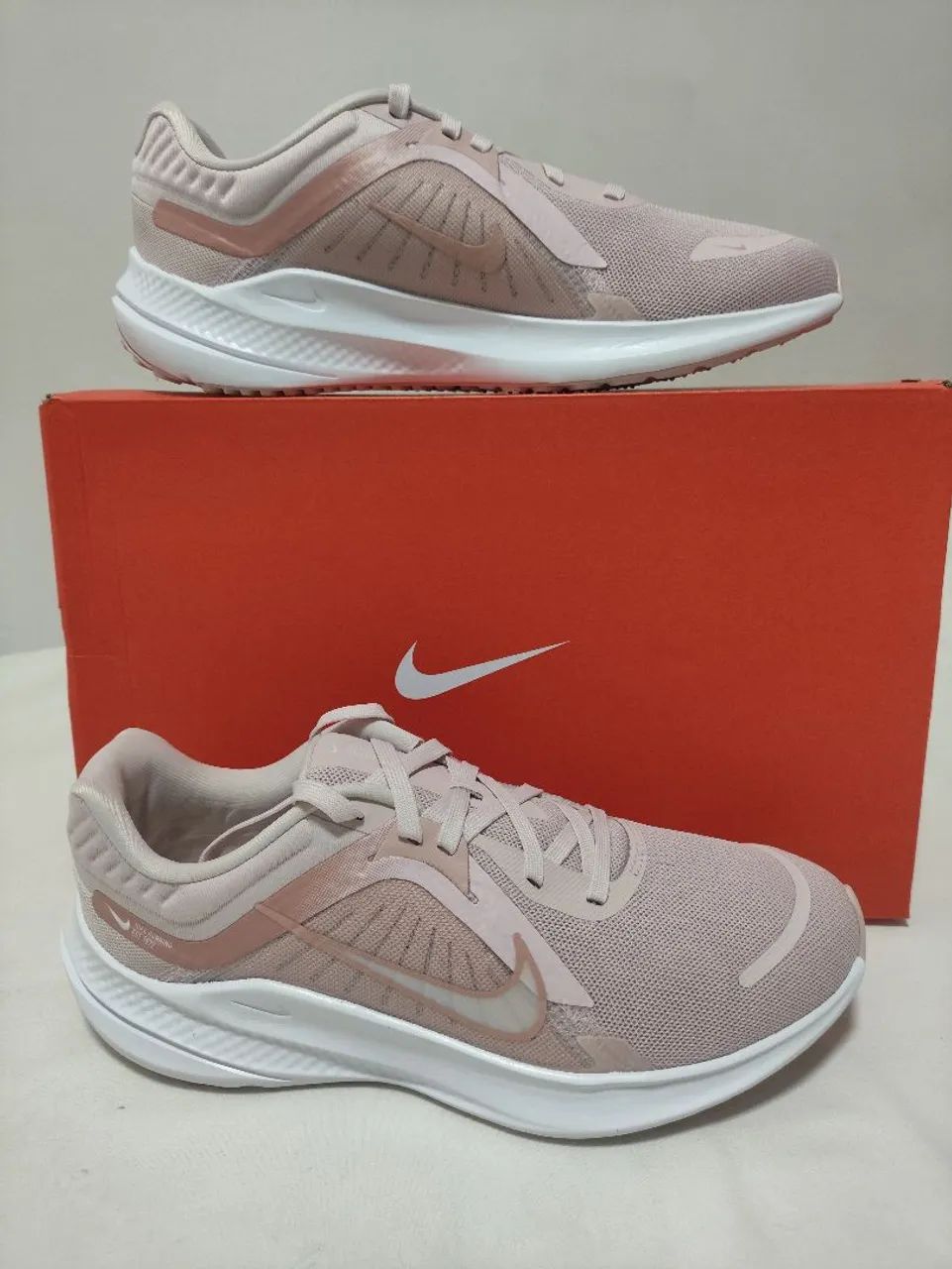 Tênis Nike Quest 5 - Feminino - Foto 4