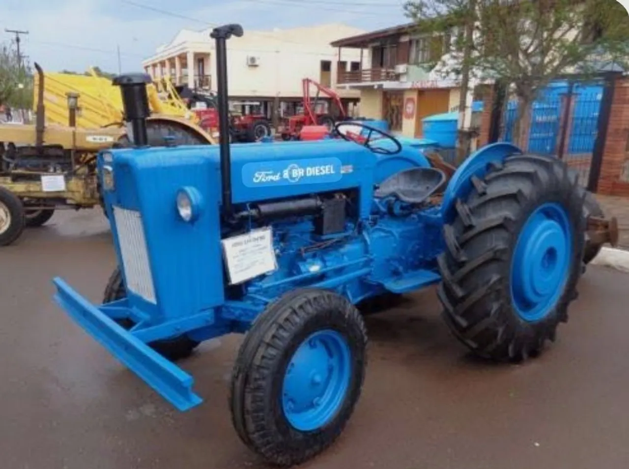 Trator Ford BR Diesel - Azul