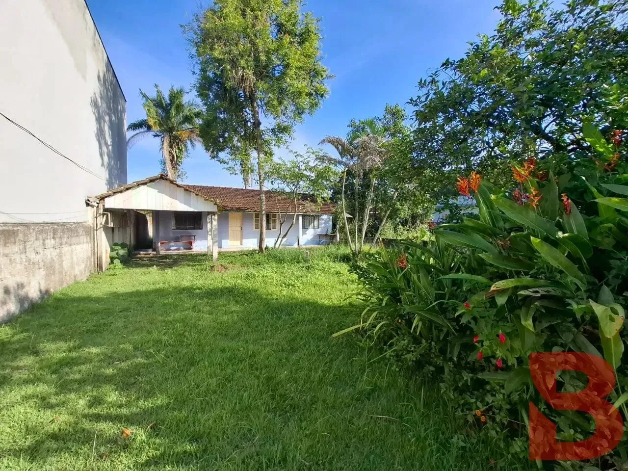 TERRENO NA RUA 1650, LOTEAMENTO PRINCESA DO MAR, LIMPO E ATERRADO, COM 384,00m2,