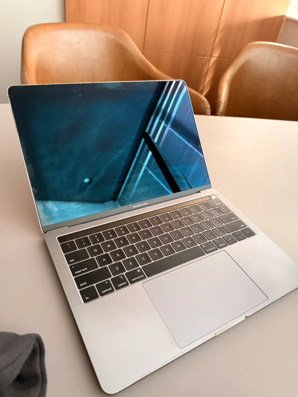 MacBook Pro 2018 Touch Bar Touch ID R33