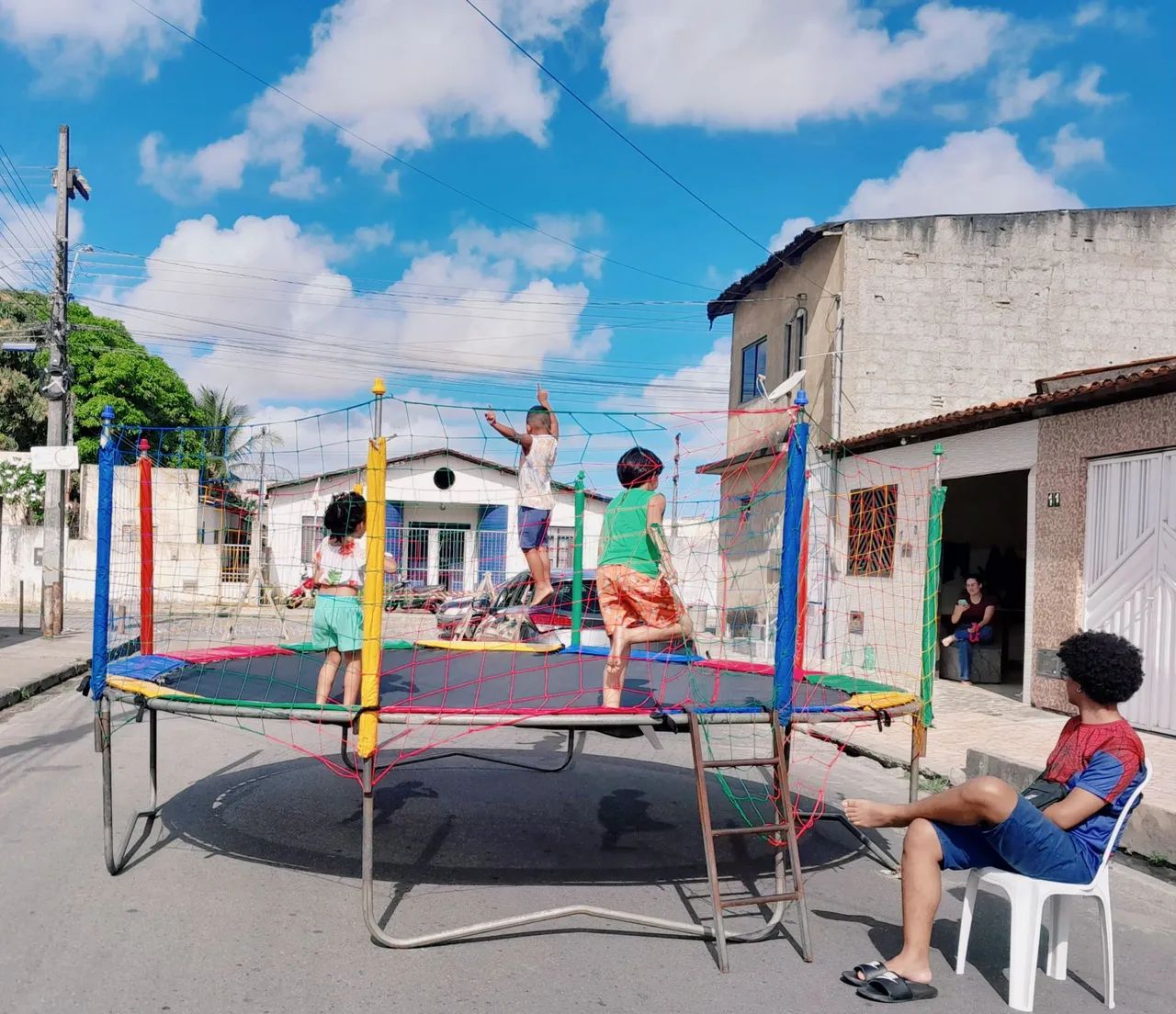  Pula pulas e piscina de bolinhas, pipoca e algodão doce para carnaval - Foto 2