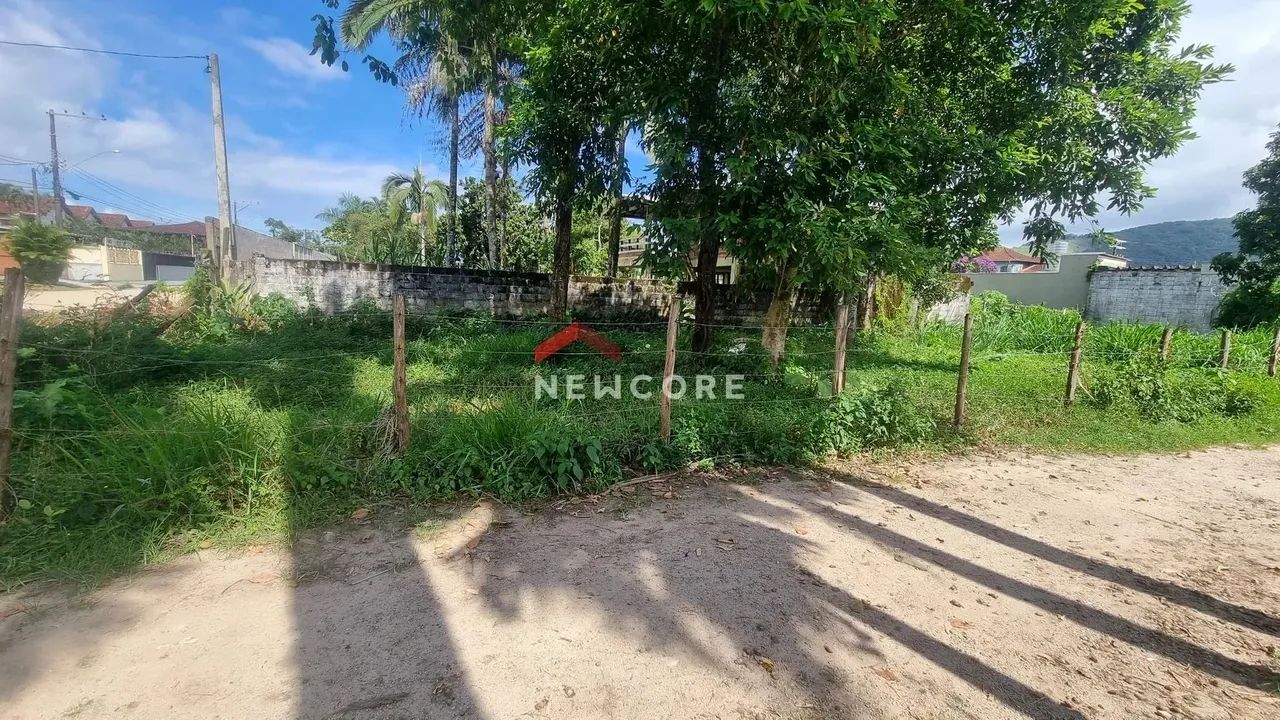 Lote em Rua Tenente José Maria Pinto Duarte - Maranduba - Ubatuba/SP
