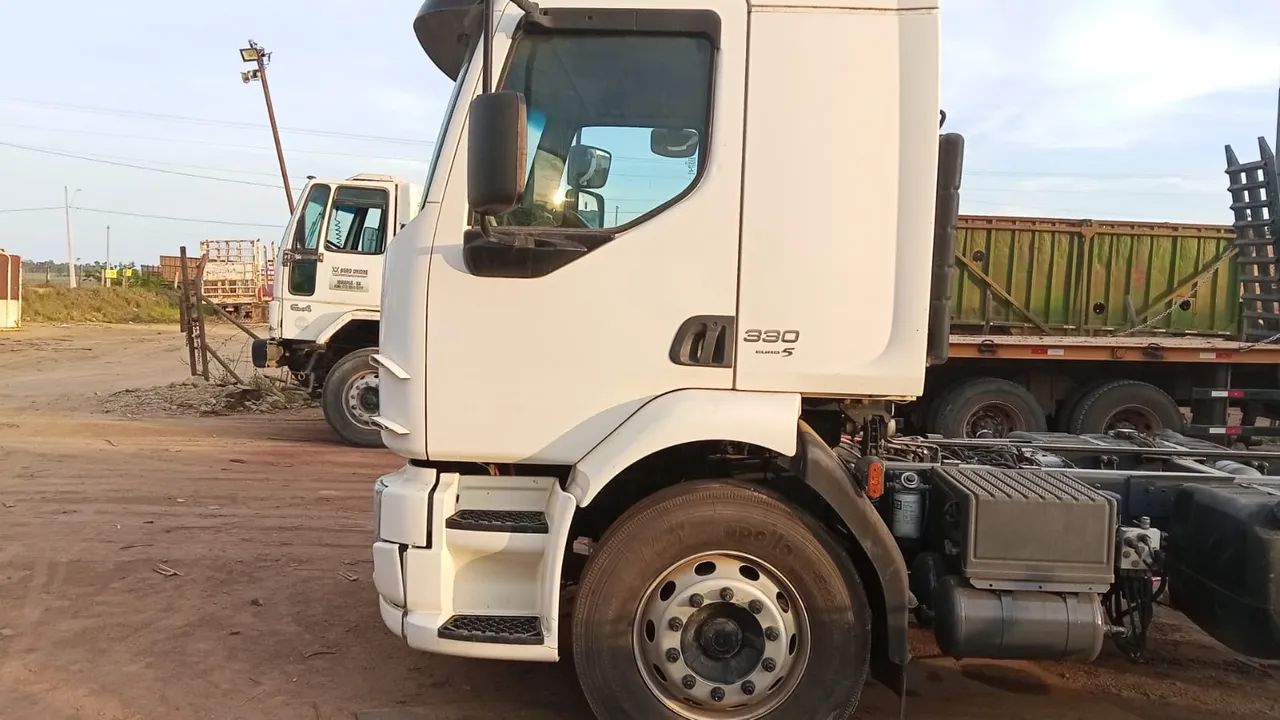 Vendo Volvo VM 330 - Foto 3