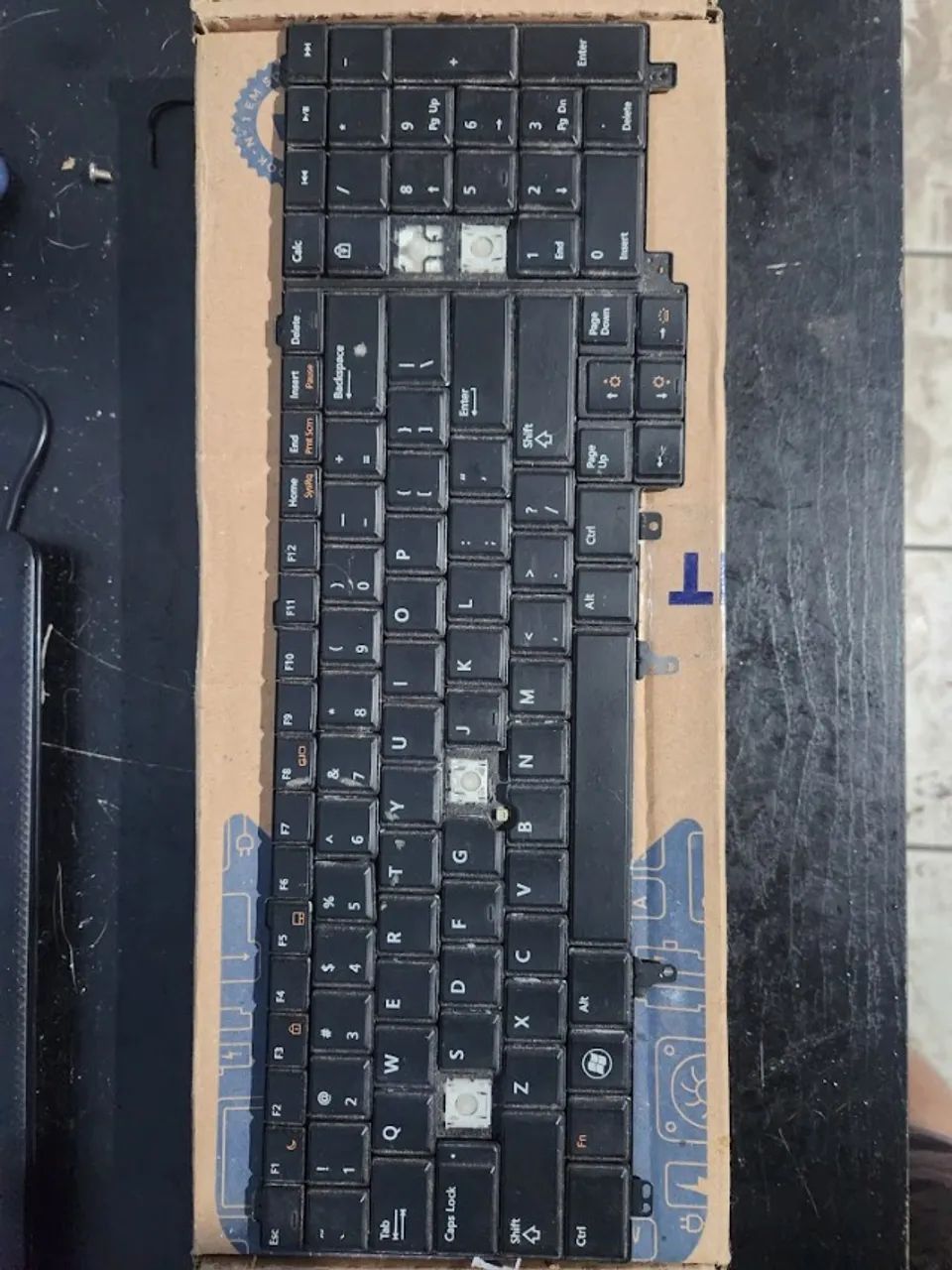 Teclado DELL para Latitude E5520 04XJCD - Com defeito