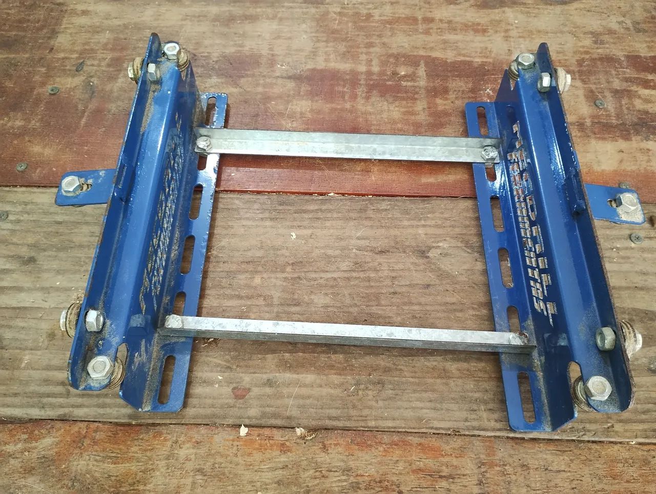 Suporte para Furadeira, Esmerilhadeira e Serra Circular ( posso vender separadamente) - Foto 2