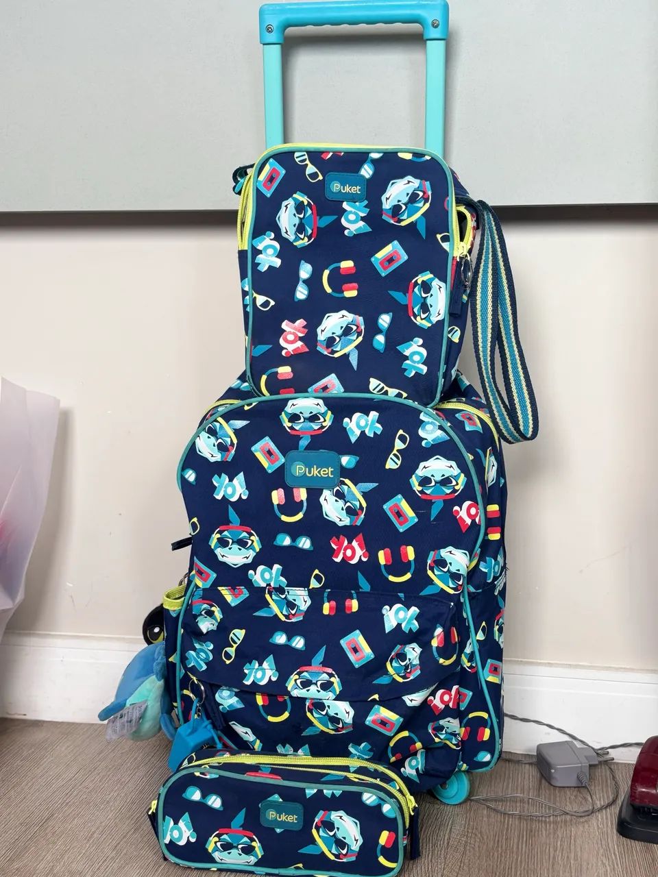 Kit Mochila Puket com lancheira e estojo 
