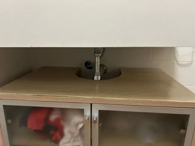 Belo conjunto de móveis em MDF para banheiro com rodinhas Tok&Stok - Foto 5