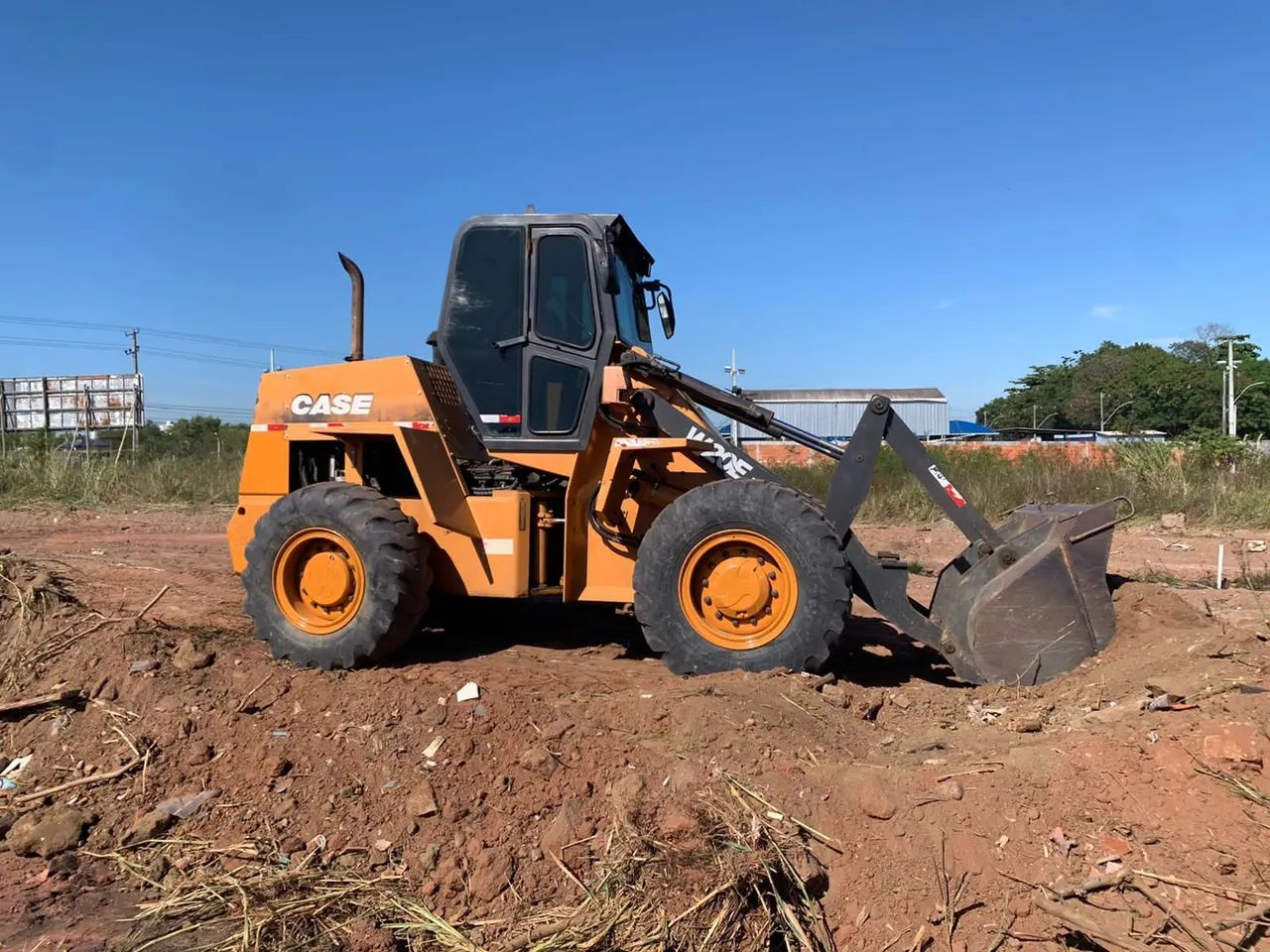 Pá Carregadeira Case W20E - Foto 3