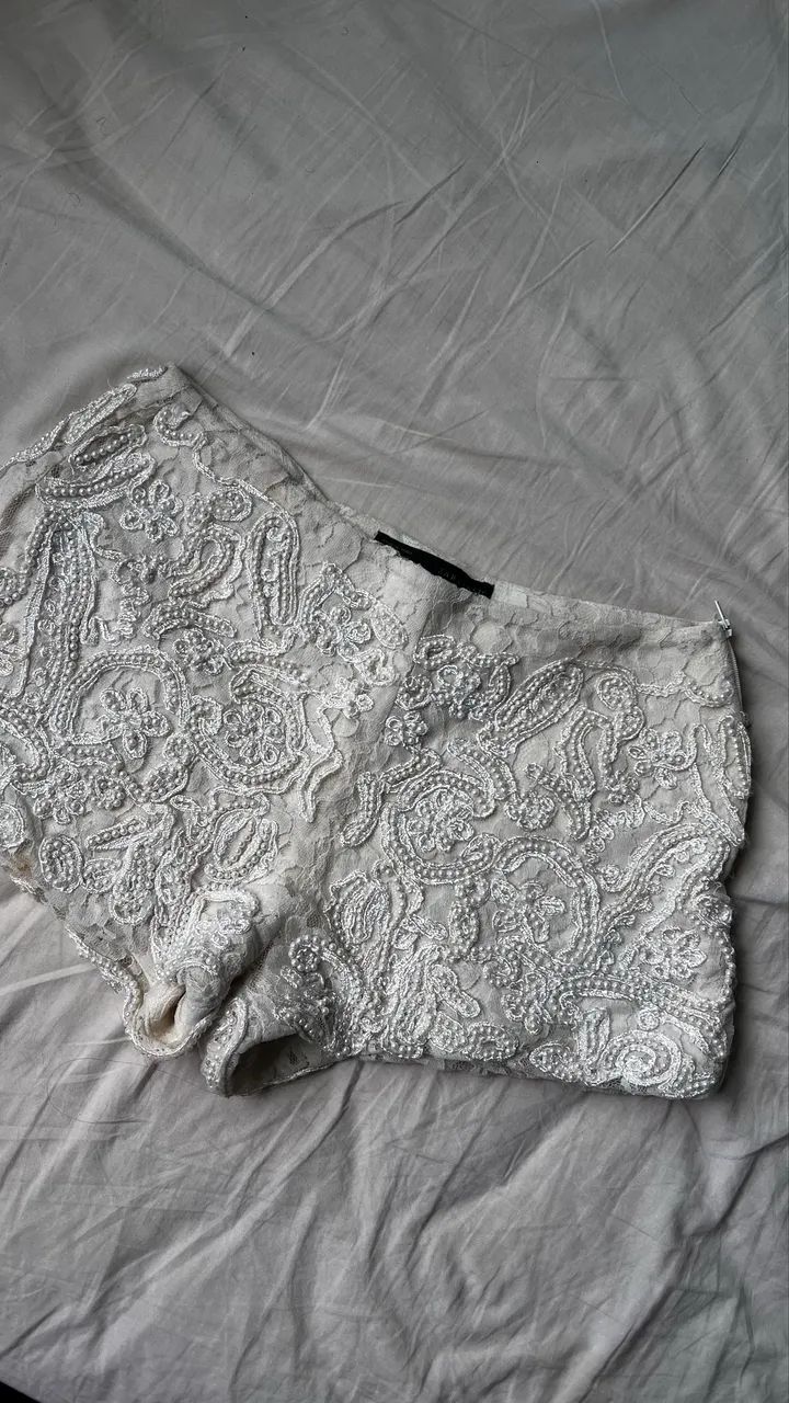 Short bordado ZARA 