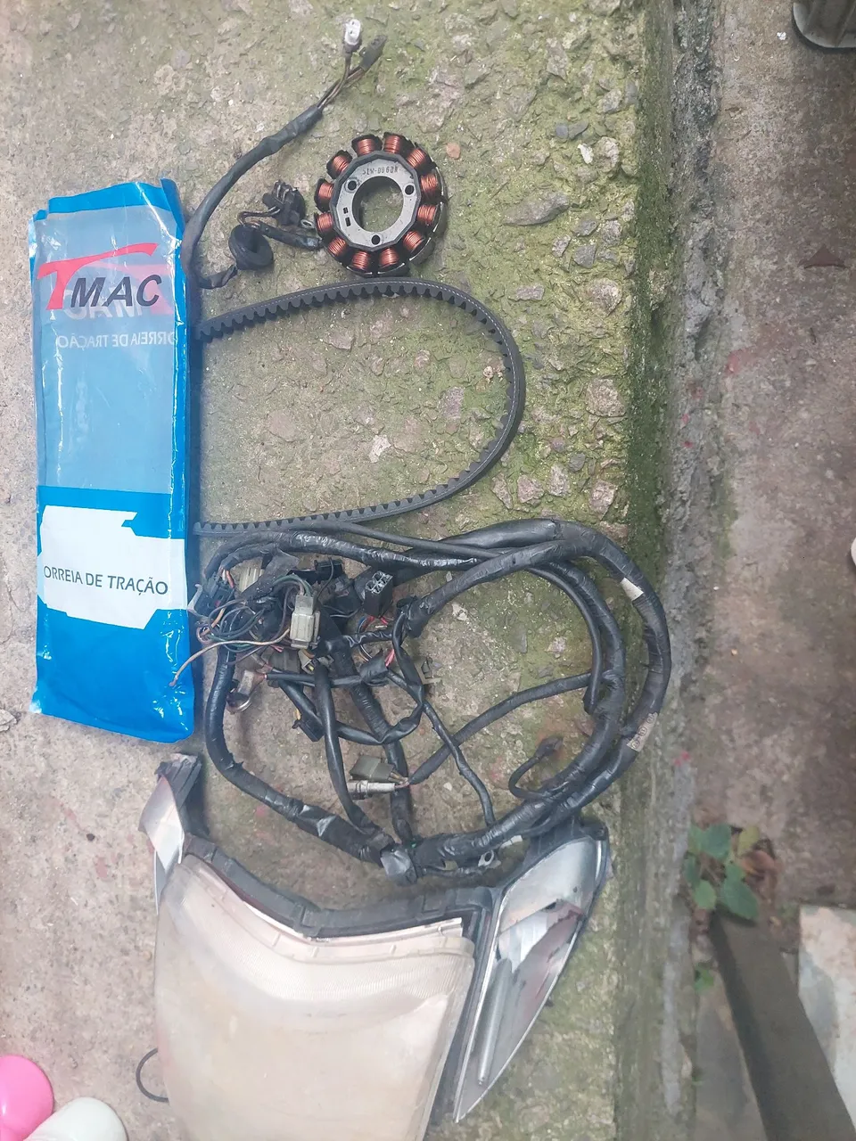Vendo peças  neo.  Yamar 2005