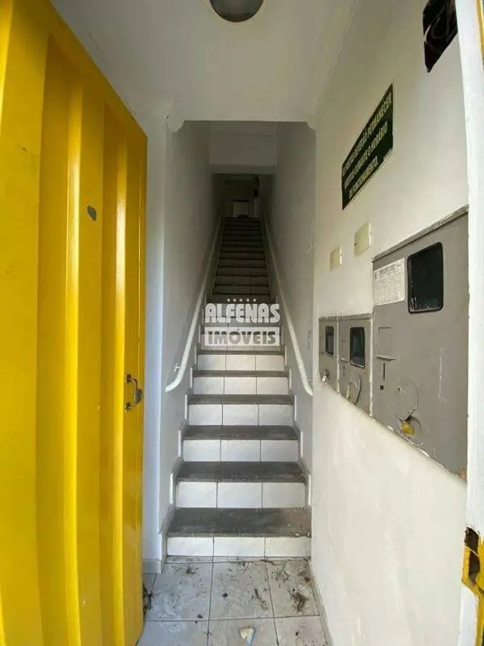 Sala para aluguel no Bairro PARQUE MARACANA - Foto 2