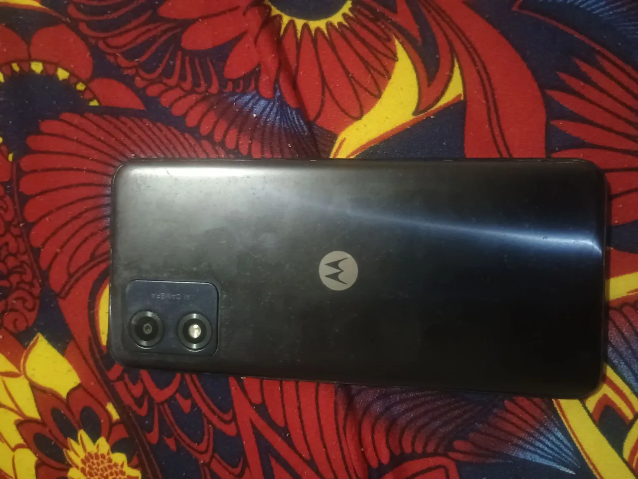 Moto e 13 64 GB de memória todo conservado