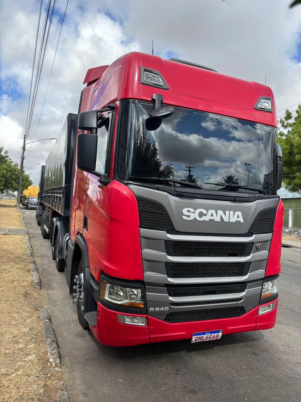 Scania R540 6x4 mais Implemento