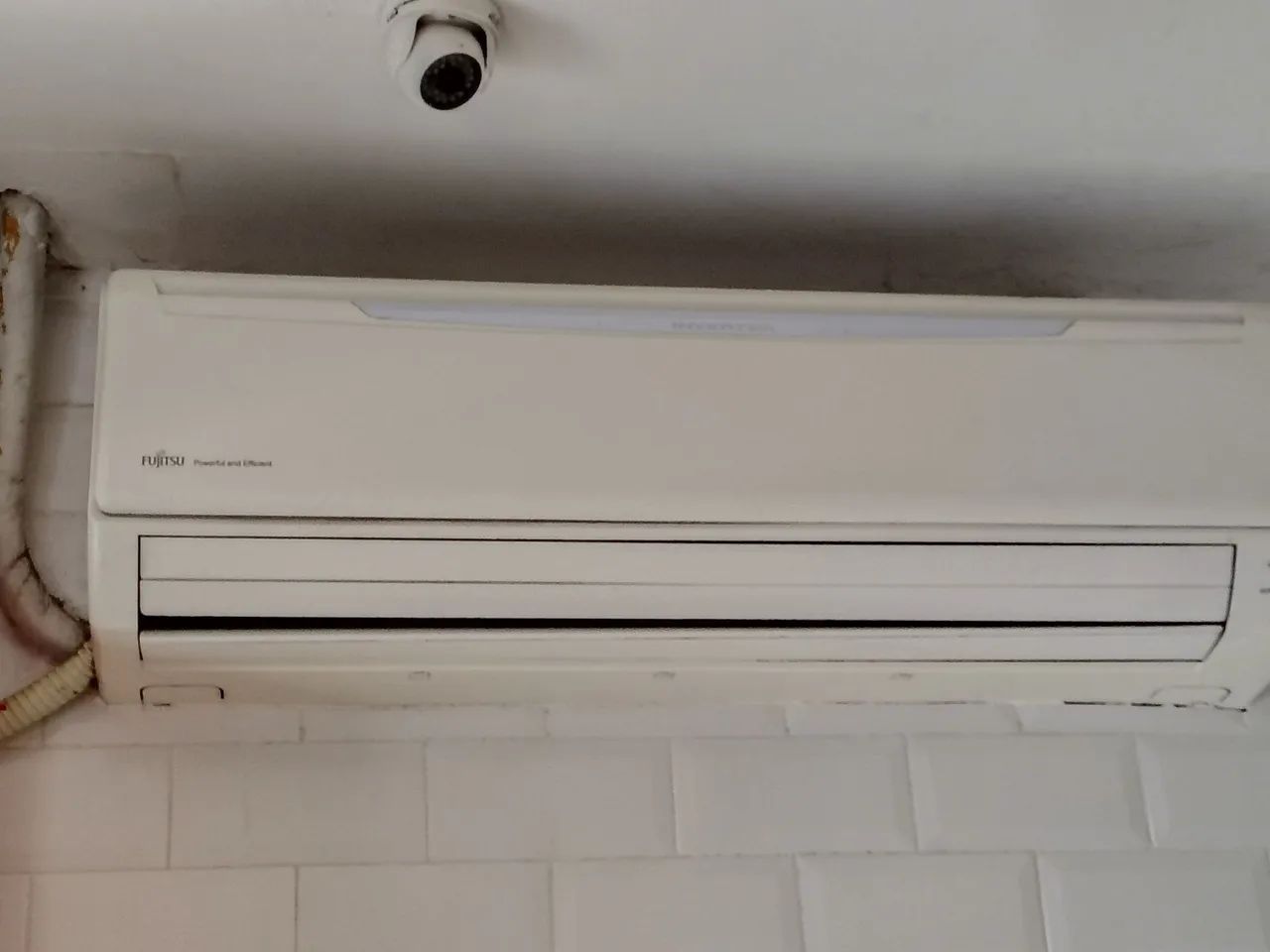 Ar Condicionado Split Fujitsu Inverter 27.000 BTUs.... novíssimo!!! - Foto 6