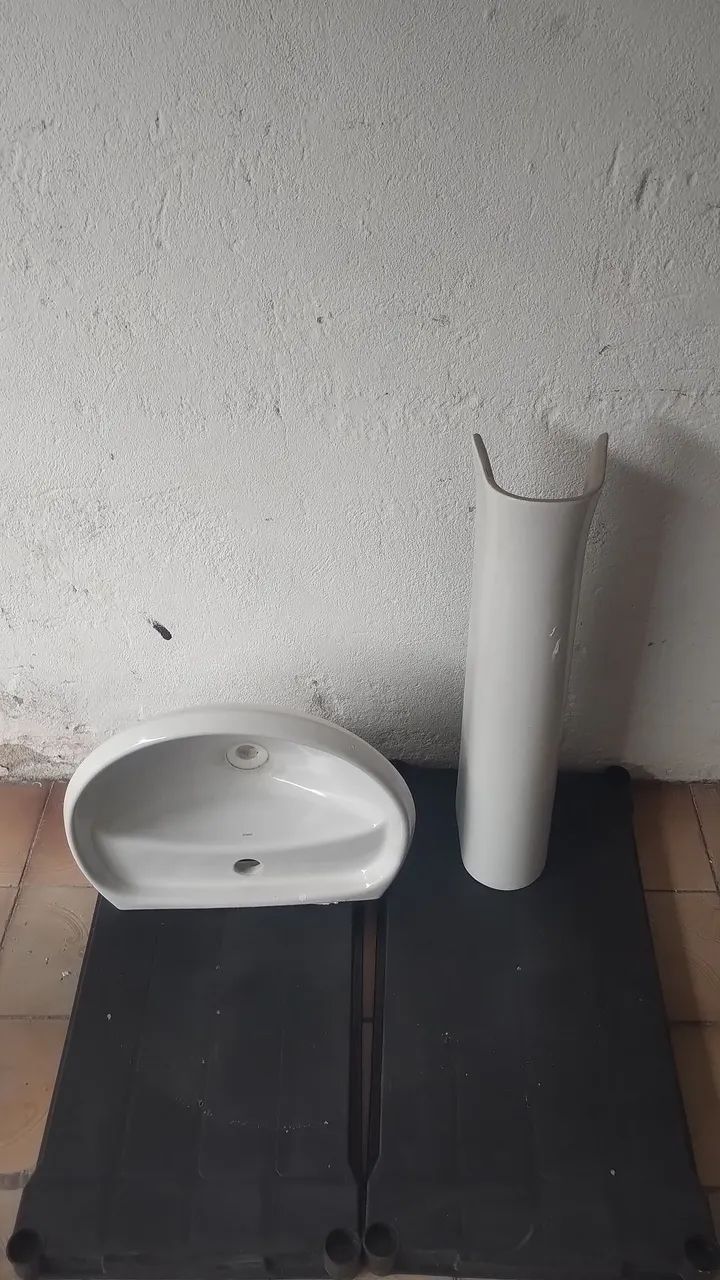 Pia lavatório para banheiro Deca - Foto 2