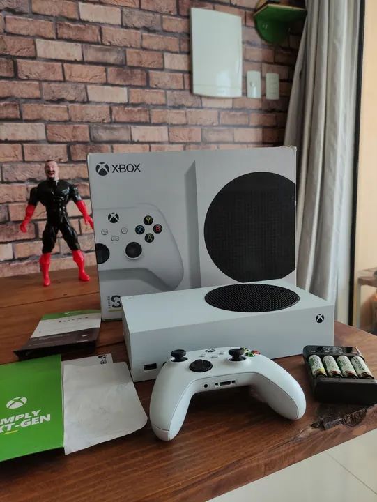 Xbox Série S 512gb NOVÍSSIMO!