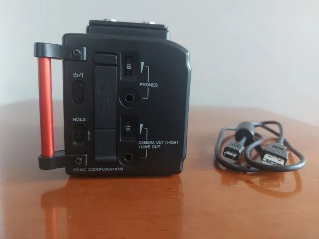 Gravador e mixer Tascam DR 60D-MKII - Foto 3