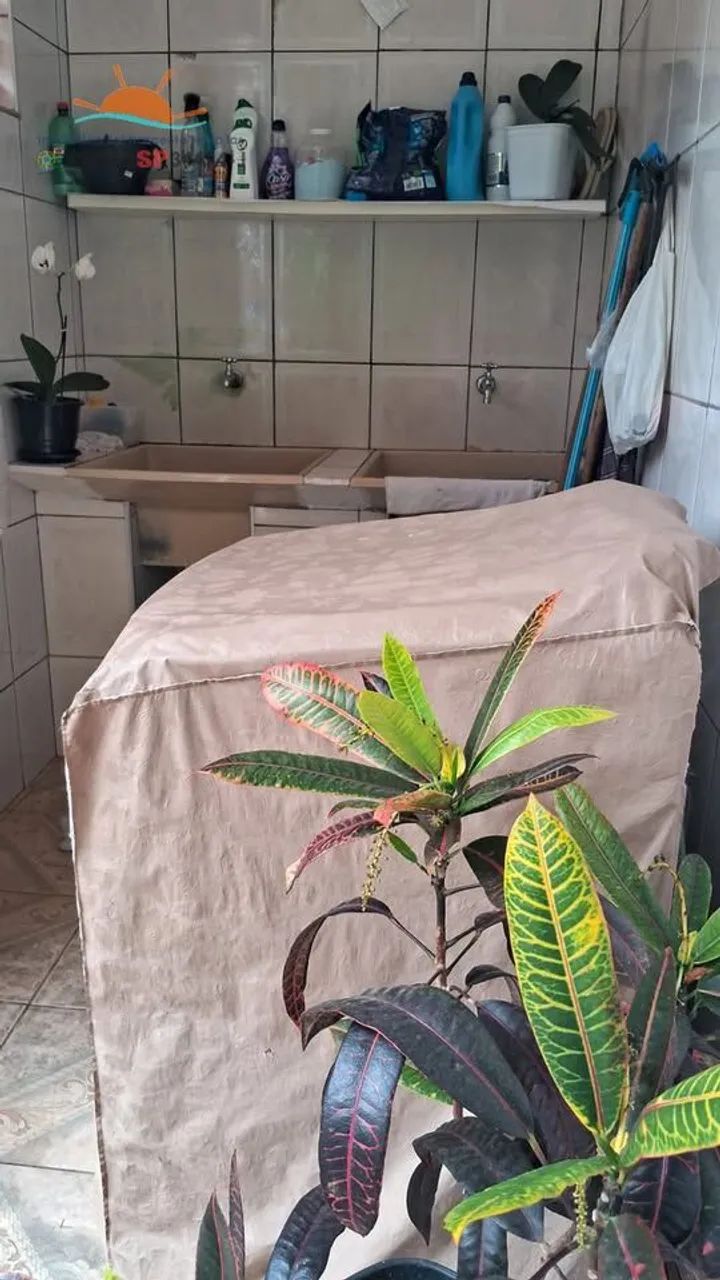 VENDO ESSA CASA RÁPIDO - Foto 5
