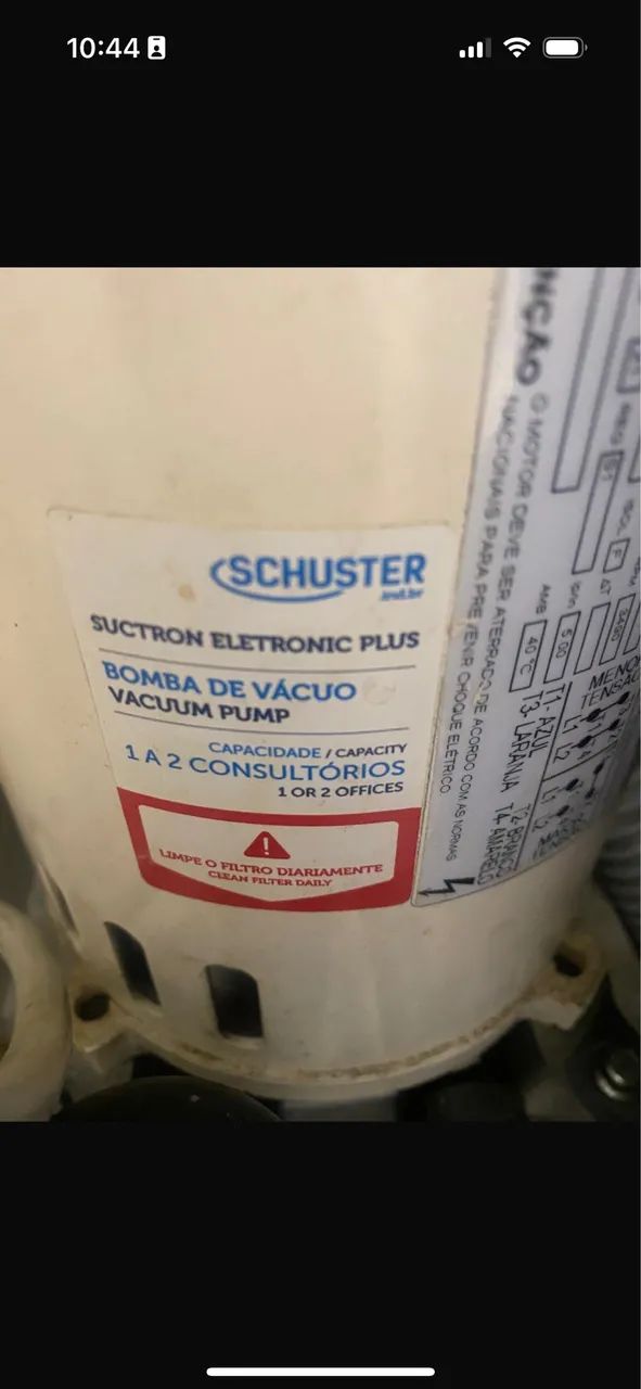 Venda de cadeira odontológica, compressor e bomba a vácuo para 2 cadeiras. - Foto 3