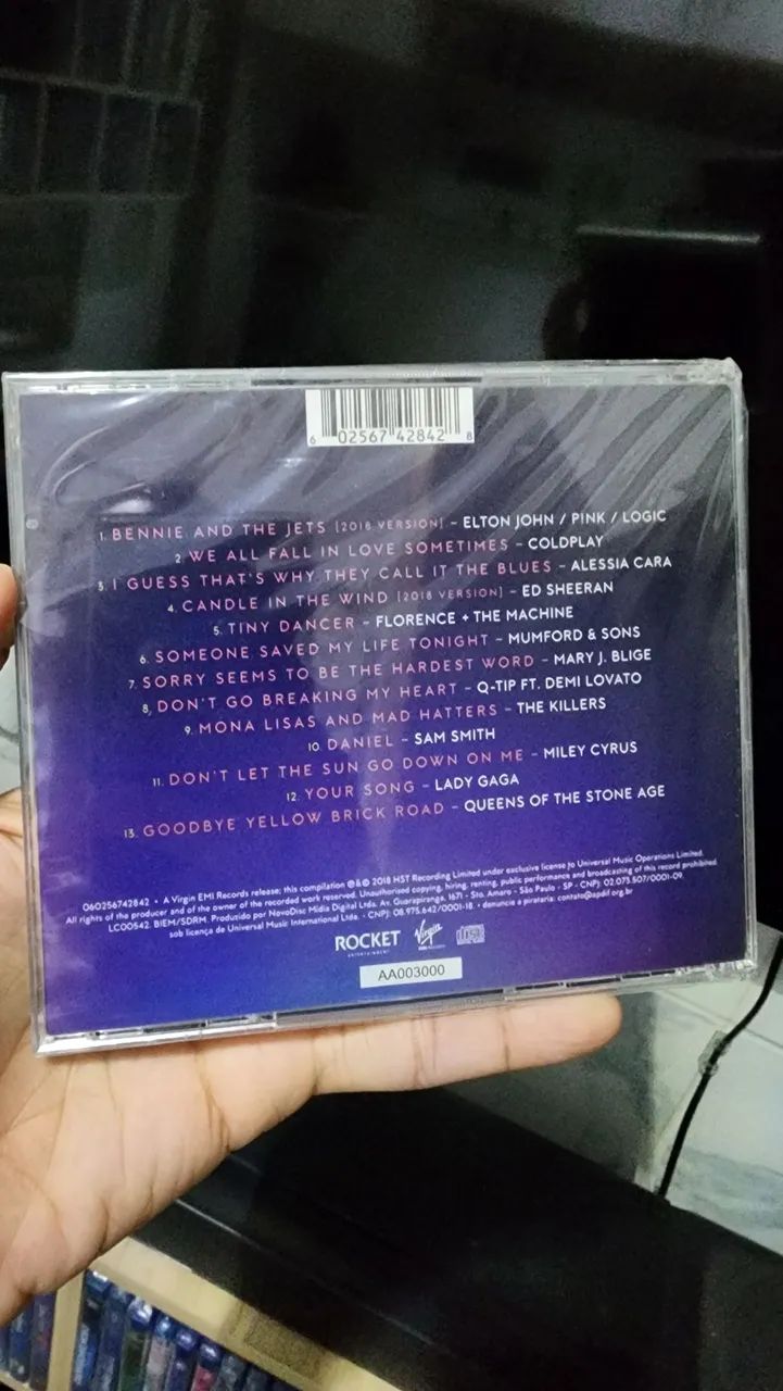 CD Elton John ReVamp Lacrado  - Foto 2